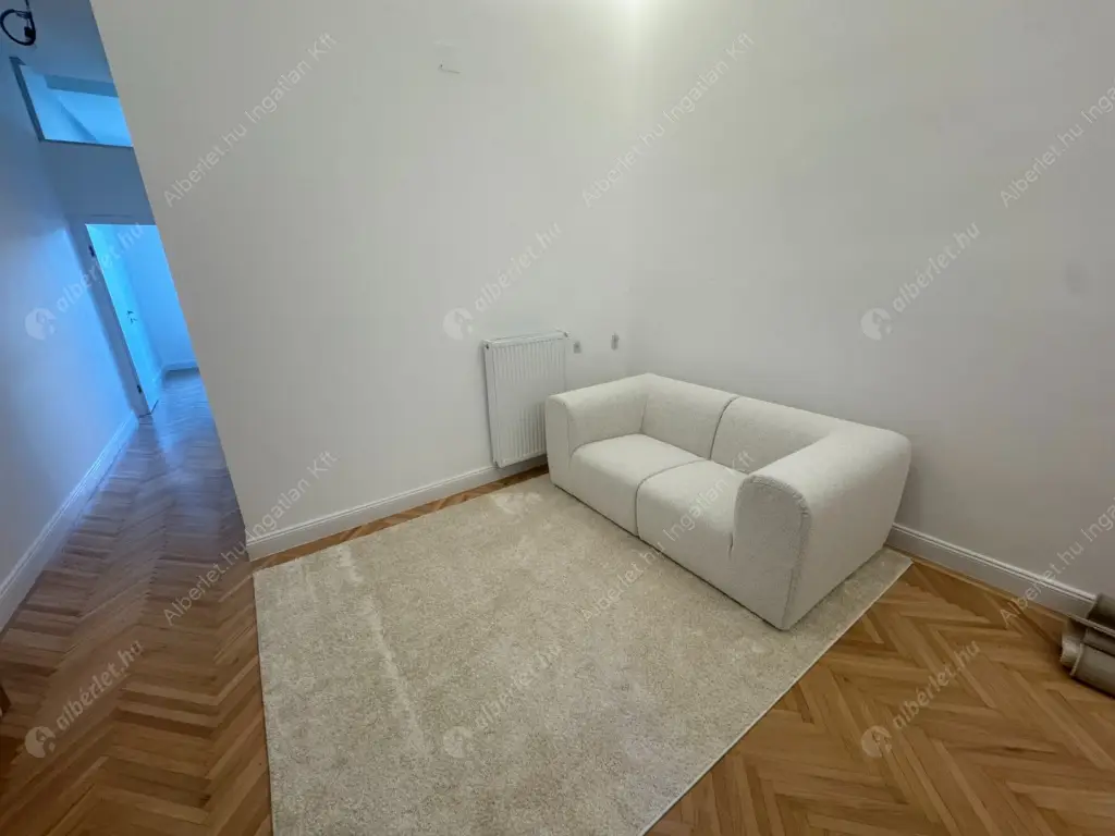 Kiadó albérlet 460000 Ft/hó áron: Budapest, V. kerület  Vámház körút. Mérete: 55 nm, 3 szobás | Alberlet.hu - 6593463