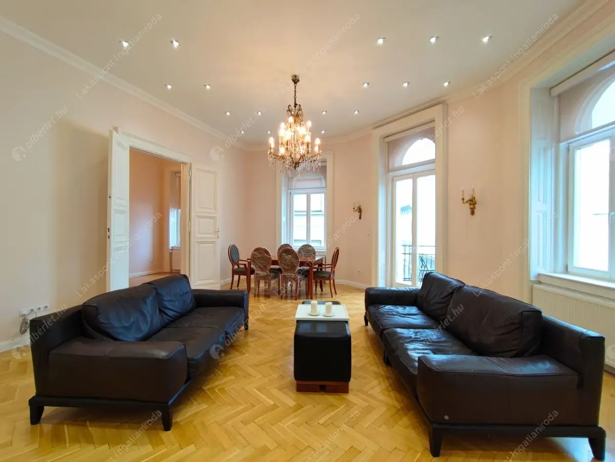Kiadó albérlet 1159000 Ft/hó áron: Budapest, V. kerület  Veres Pálné utca. Mérete: 125 nm, 3 szobás | Alberlet.hu - 6493835