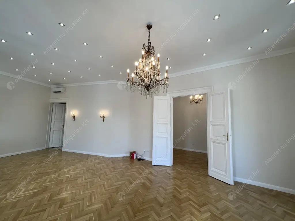 Kiadó albérlet 1164000 Ft/hó áron: Budapest, V. kerület  Veres Pálné utca. Mérete: 125 nm, 3 szobás | Alberlet.hu - 6519139