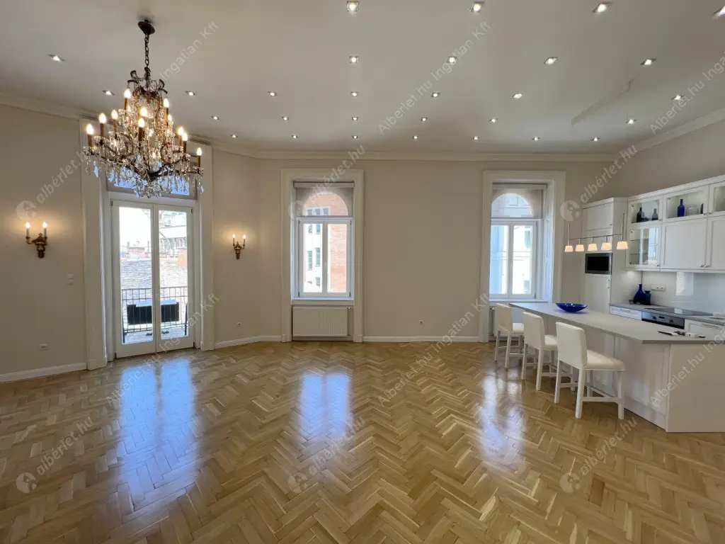 Kiadó albérlet 1164000 Ft/hó áron: Budapest, V. kerület  Veres Pálné utca. Mérete: 125 nm, 3 szobás | Alberlet.hu - 6519141