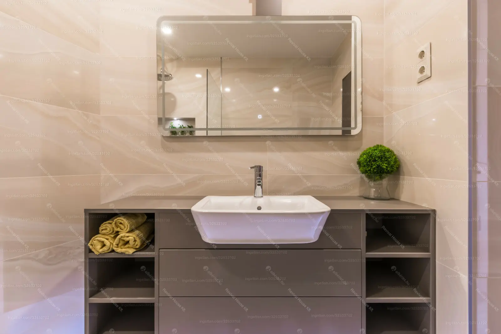 Kiadó albérlet 799000 Ft/hó áron: Budapest, V. kerület  Veres Pálné utca. Mérete: 141 nm, 4 szobás | Alberlet.hu - 6112404