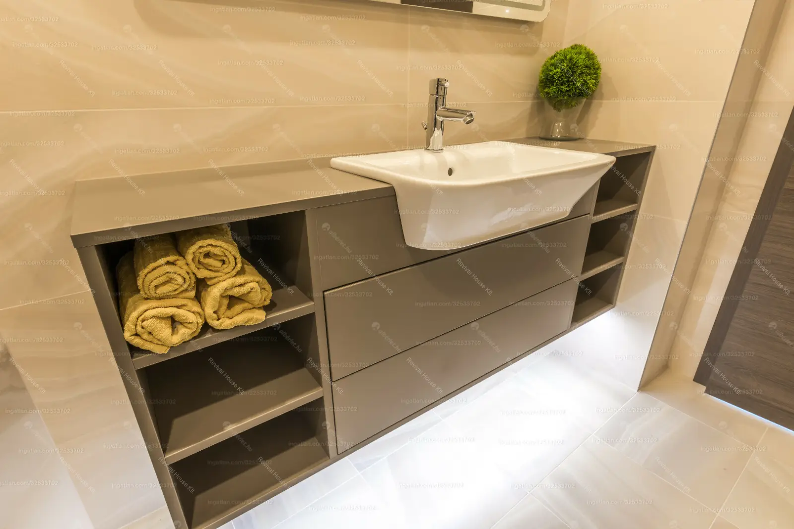 Kiadó albérlet 799000 Ft/hó áron: Budapest, V. kerület  Veres Pálné utca. Mérete: 141 nm, 4 szobás | Alberlet.hu - 6112406