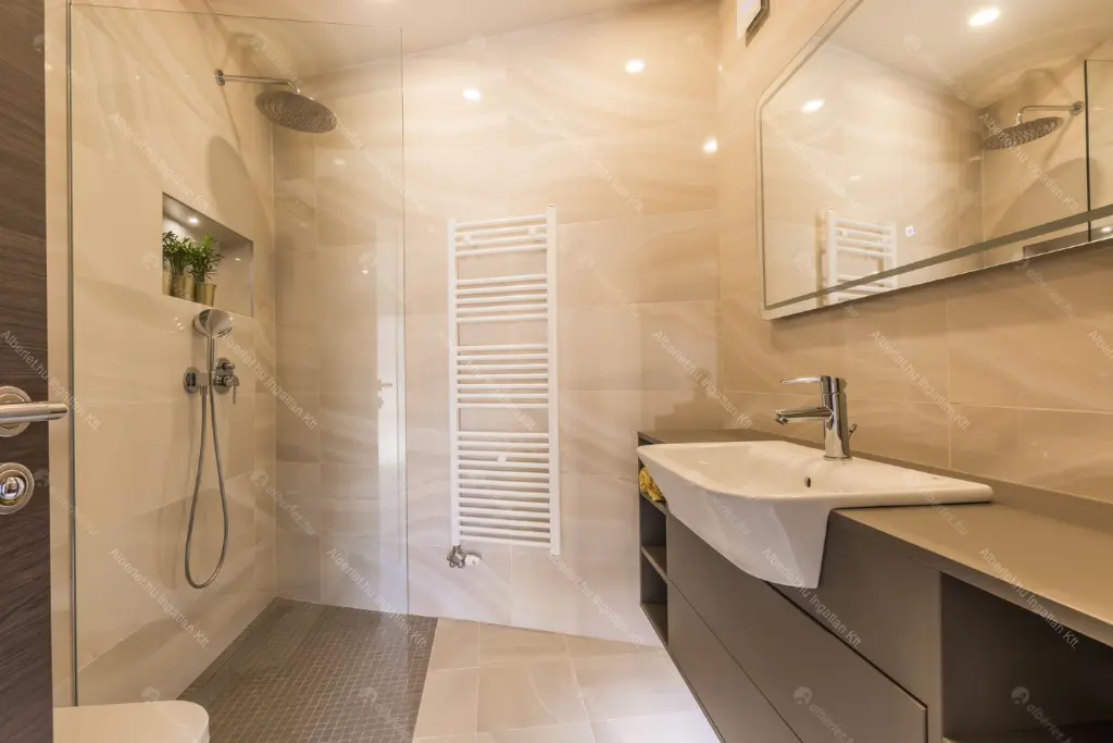 Kiadó albérlet 799000 Ft/hó áron: Budapest, V. kerület  Veres Pálné utca. Mérete: 141 nm, 4 szobás | Alberlet.hu - 6660978