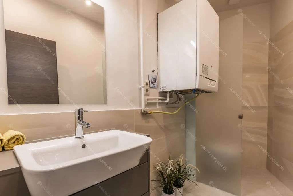 Kiadó albérlet 799000 Ft/hó áron: Budapest, V. kerület  Veres Pálné utca. Mérete: 141 nm, 4 szobás | Alberlet.hu - 6660980