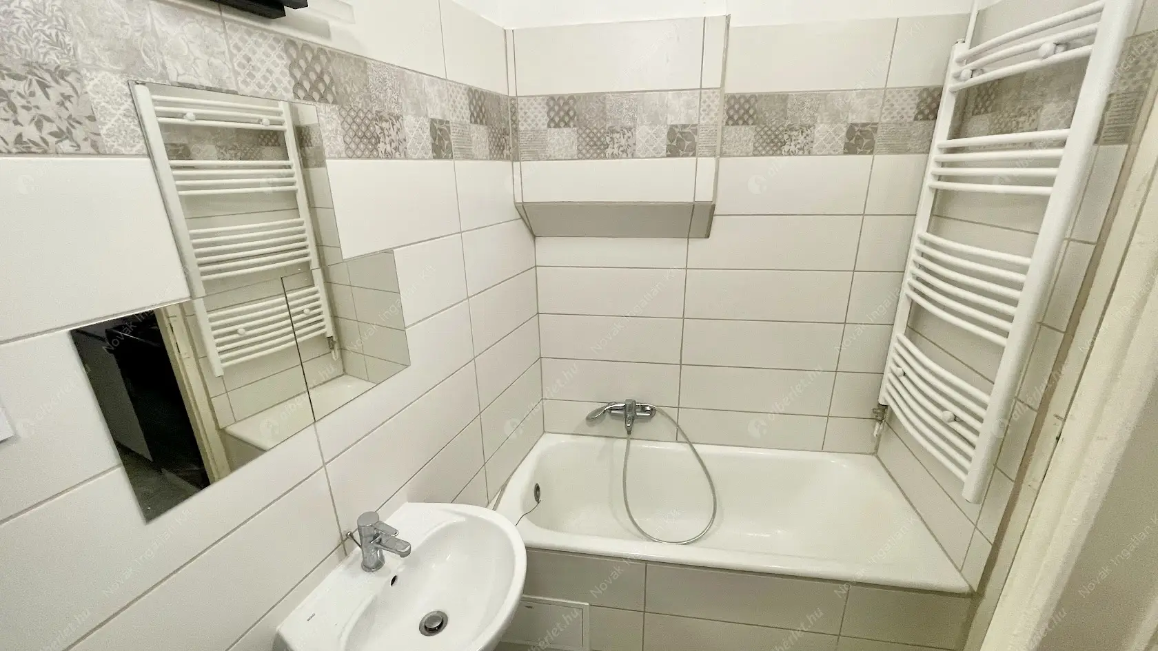 Kiadó albérlet 215000 Ft/hó áron: Budapest, V. kerület  Veres Pálné utca. Mérete: 31 nm, 1 szobás | Alberlet.hu - 6634732