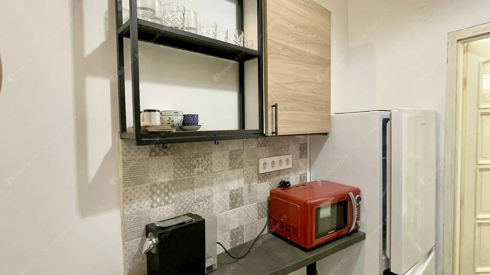 Kiadó albérlet 215000 Ft/hó áron: Budapest, V. kerület  Veres Pálné utca. Mérete: 31 nm, 1 szobás | Alberlet.hu - 6634735