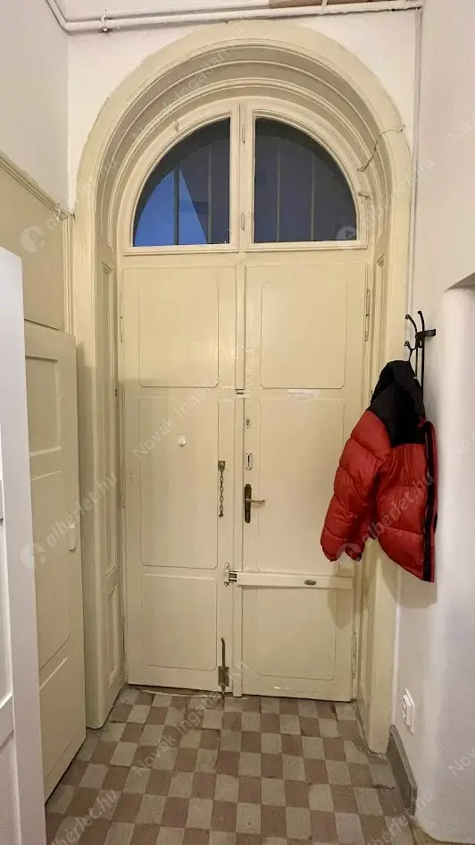 Kiadó albérlet 215000 Ft/hó áron: Budapest, V. kerület  Veres Pálné utca. Mérete: 31 nm, 1 szobás | Alberlet.hu - 6634737