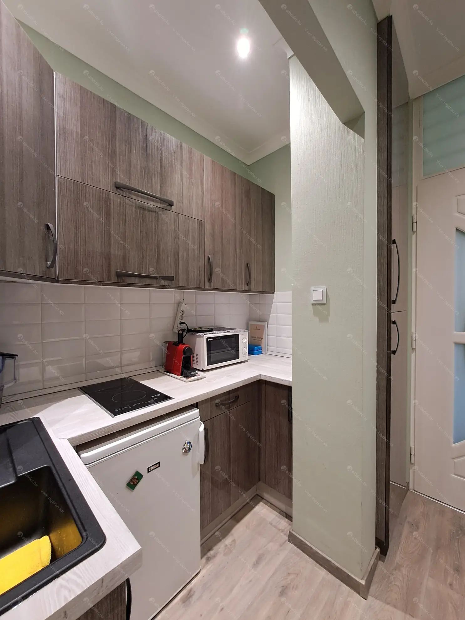 Kiadó albérlet 230000 Ft/hó áron: Budapest, V. kerület  Veres Pálné utca. Mérete: 44 nm, 1 szobás | Alberlet.hu - 6607092