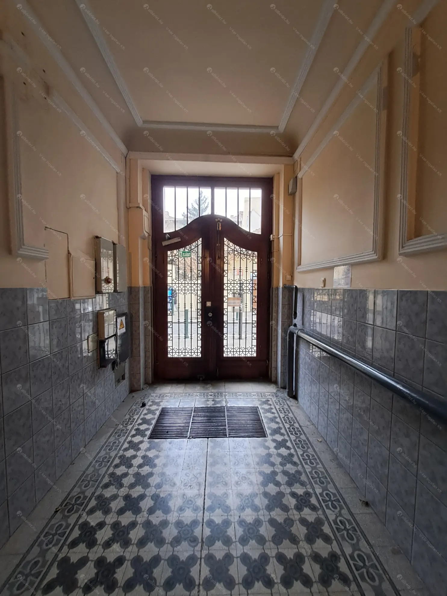 Kiadó albérlet 230000 Ft/hó áron: Budapest, V. kerület  Veres Pálné utca. Mérete: 44 nm, 1 szobás | Alberlet.hu - 6607099