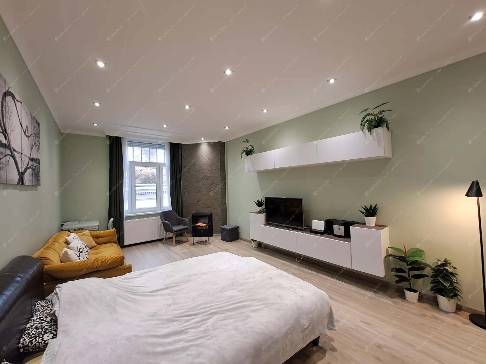 Kiadó albérlet 230000 Ft/hó áron: Budapest, V. kerület  Veres Pálné utca. Mérete: 44 nm, 1 szobás | Alberlet.hu - 6607103