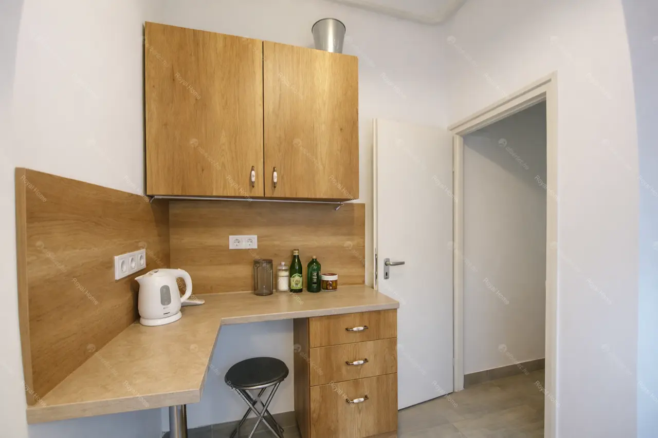 Kiadó albérlet 240000 Ft/hó áron: Budapest, V. kerület  Veres Pálné utca. Mérete: 50 nm, 1 szobás | Alberlet.hu - 6646215