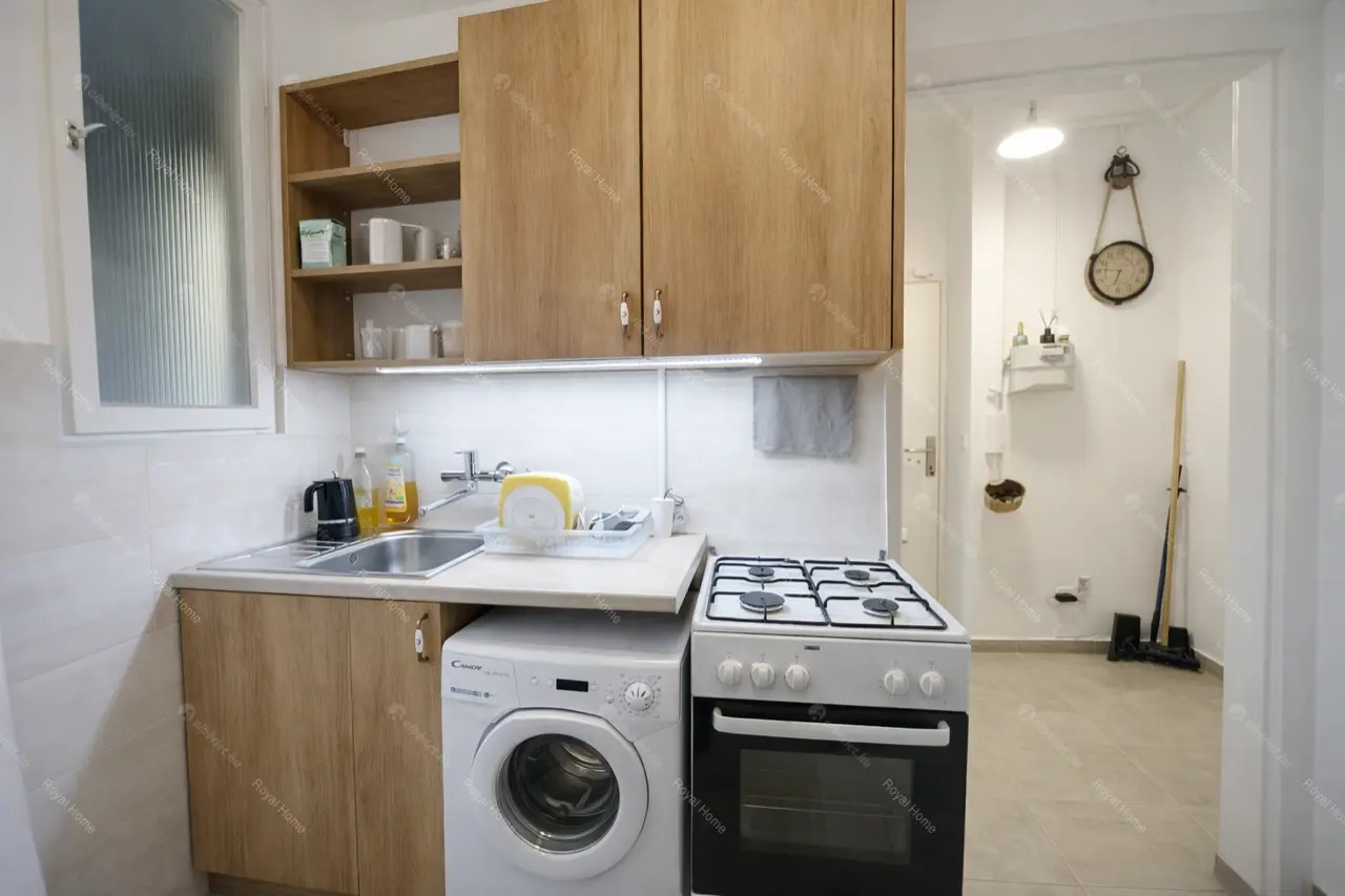 Kiadó albérlet 240000 Ft/hó áron: Budapest, V. kerület  Veres Pálné utca. Mérete: 50 nm, 1 szobás | Alberlet.hu - 6646216