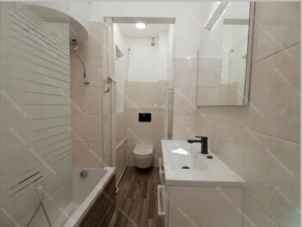 Kiadó albérlet 230000 Ft/hó áron: Budapest, V. kerület  Veres Pálné utca. Mérete: 50 nm, 2 szobás | Alberlet.hu - 6666082