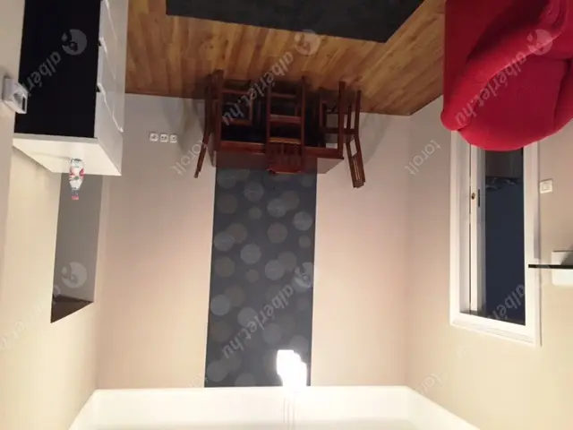 Kiadó albérlet 225000 Ft/hó áron: Budapest, V. kerület  Veres Pálné utca. Mérete: 58 nm, 2 szobás | Alberlet.hu - 3268740