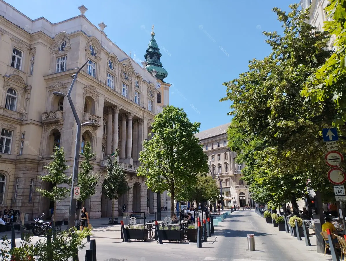 Kiadó albérlet 300000 Ft/hó áron: Budapest, V. kerület  Veres Pálné utca. Mérete: 64 nm, 2 szobás | Alberlet.hu - 6746904