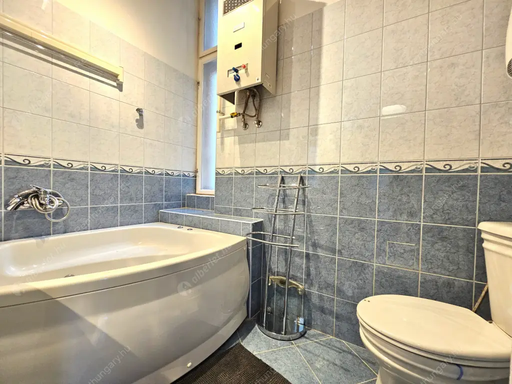 Kiadó albérlet 499000 Ft/hó áron: Budapest, V. kerület  Veres Pálné utca. Mérete: 97 nm, 4 szobás | Alberlet.hu - 6587623