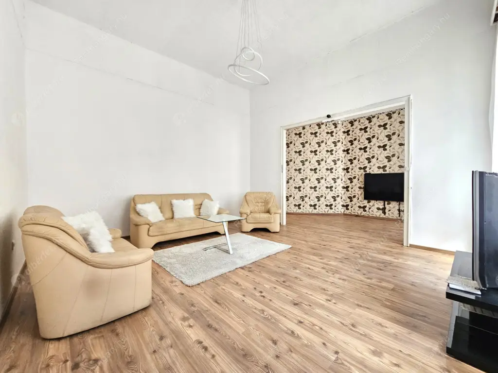 Kiadó albérlet 499000 Ft/hó áron: Budapest, V. kerület  Veres Pálné utca. Mérete: 97 nm, 4 szobás | Alberlet.hu - 6610991