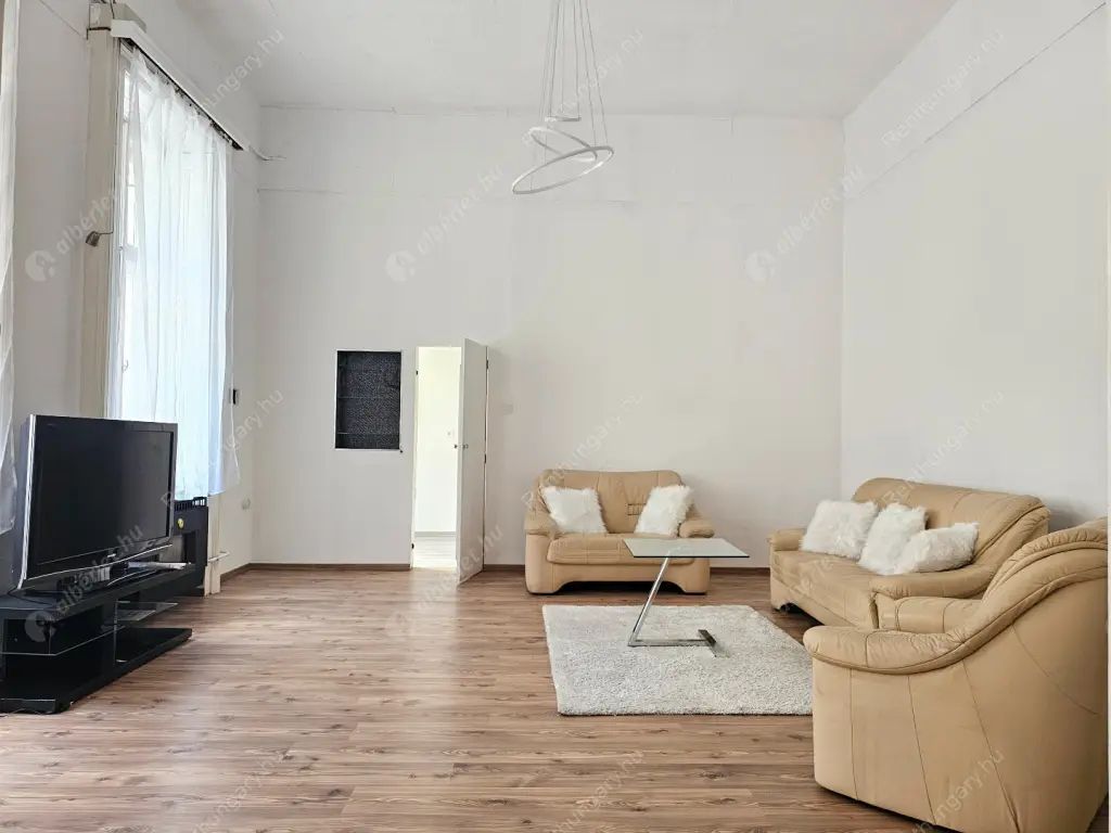 Kiadó albérlet 499000 Ft/hó áron: Budapest, V. kerület  Veres Pálné utca. Mérete: 97 nm, 4 szobás | Alberlet.hu - 6610994