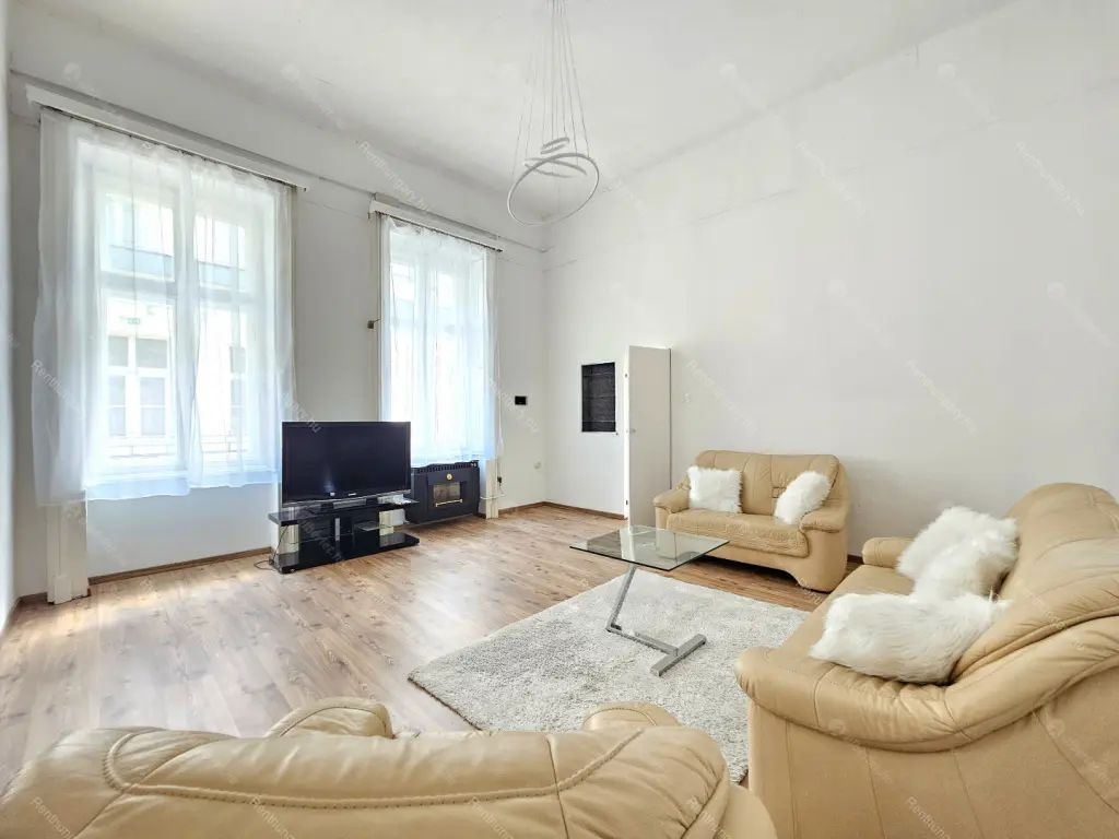 Kiadó albérlet 499000 Ft/hó áron: Budapest, V. kerület  Veres Pálné utca. Mérete: 97 nm, 4 szobás | Alberlet.hu - 6687842