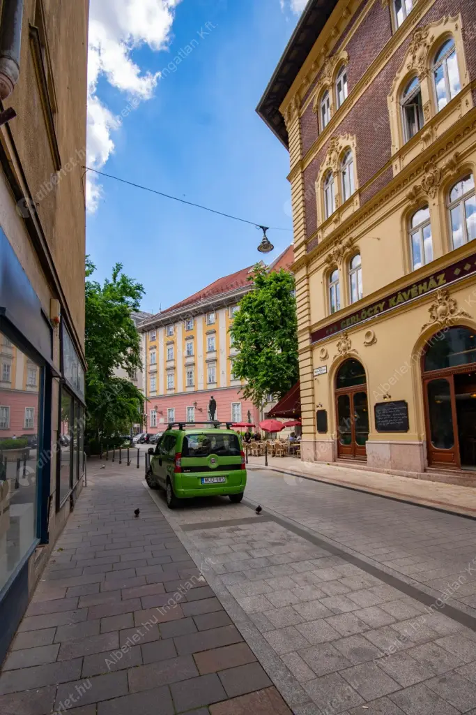 Kiadó albérlet 849000 Ft/hó áron: Budapest, V. kerület  Vitkovics Mihály utca. Mérete: 107 nm, 4 szobás | Alberlet.hu - 6623495