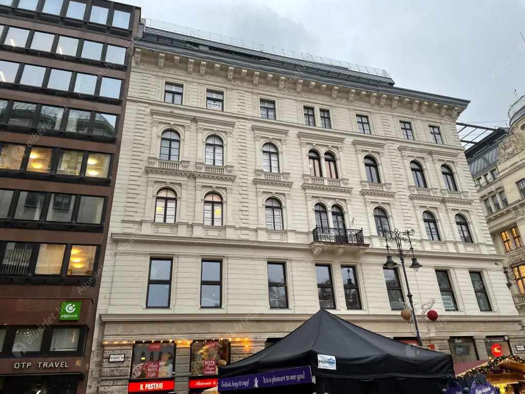 Kiadó albérlet 649000 Ft/hó áron: Budapest, V. kerület  Vörösmarty tér. Mérete: 69 nm, 2 szobás | Alberlet.hu - 6594073