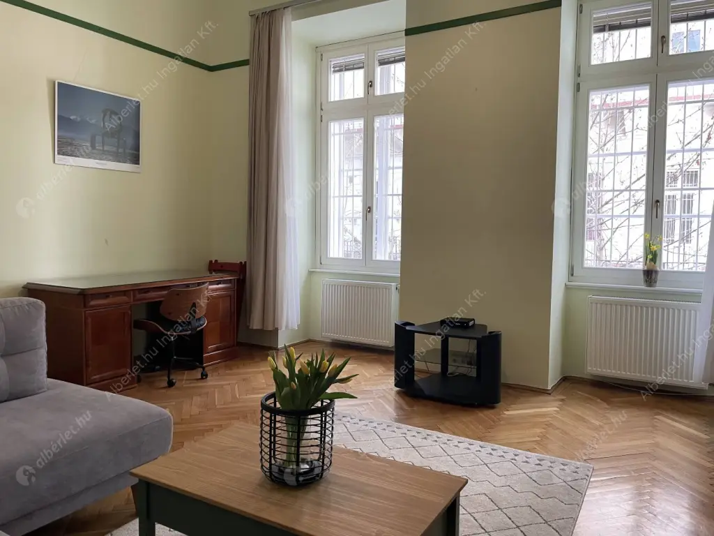 Kiadó albérlet 300000 Ft/hó áron: Budapest, V. kerület  Zrínyi utca. Mérete: 68 nm, 2 szobás | Alberlet.hu - 6624301