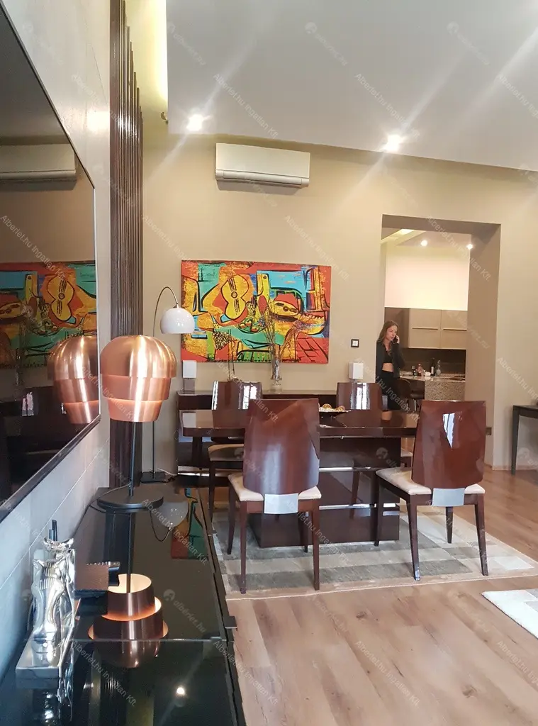 Kiadó albérlet 1047000 Ft/hó áron: Budapest, VI. kerület  Andrássy út. Mérete: 100 nm, 3 szobás | Alberlet.hu - 6687384