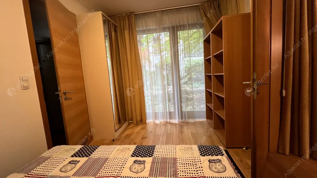 Kiadó albérlet 720000 Ft/hó áron: Budapest, VI. kerület  Andrássy út. Mérete: 106 nm, 3 szobás | Alberlet.hu - 6569279