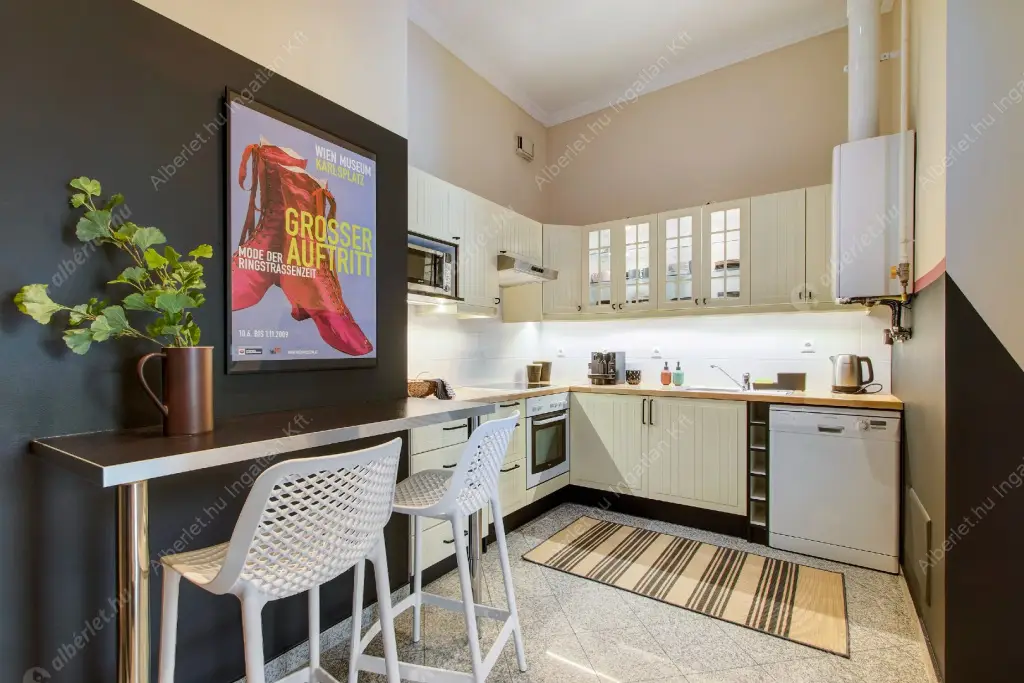 Kiadó albérlet 480000 Ft/hó áron: Budapest, VI. kerület  Andrássy út. Mérete: 108 nm, 3 szobás | Alberlet.hu - 6631066