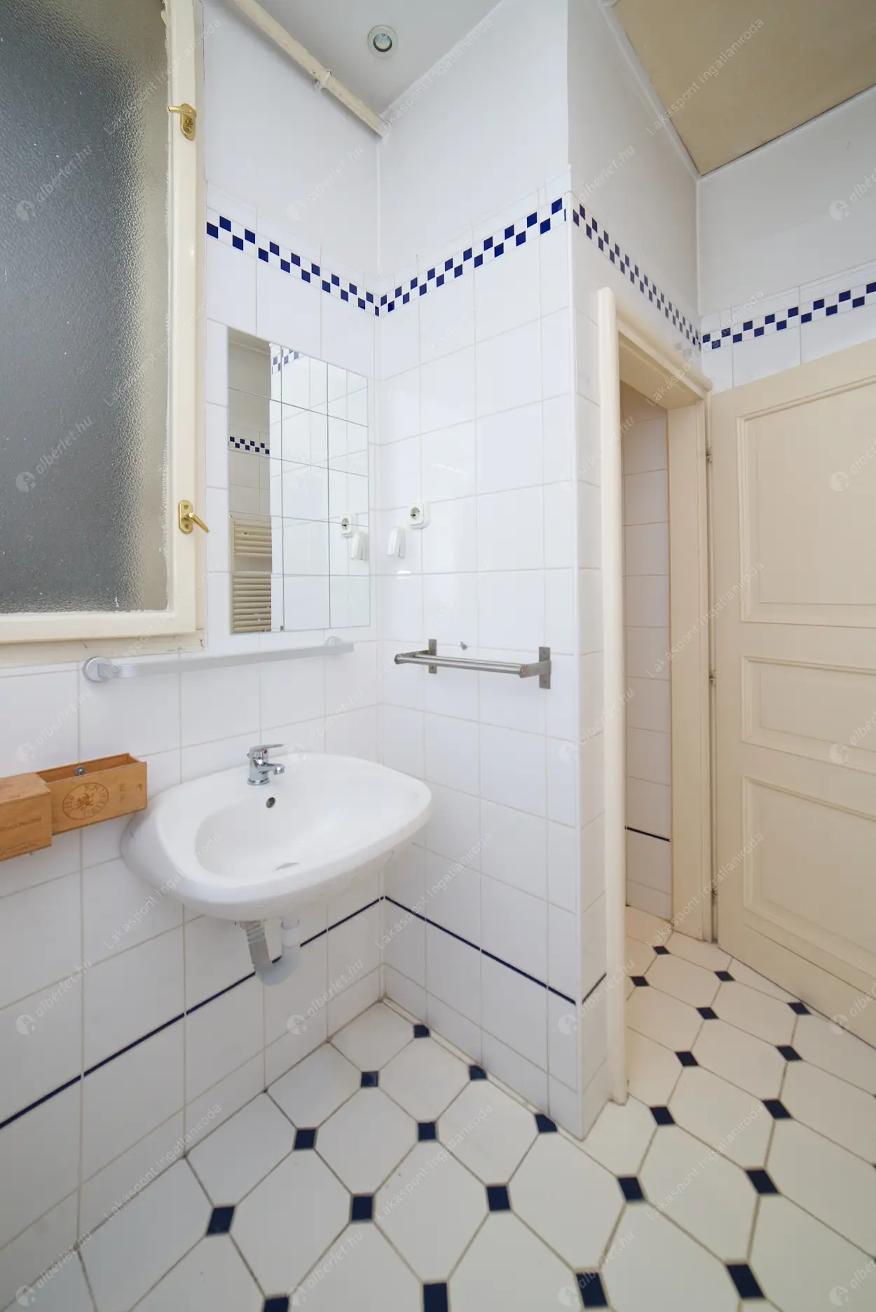 Kiadó albérlet 572000 Ft/hó áron: Budapest, VI. kerület  Andrássy út. Mérete: 108 nm, 4 szobás | Alberlet.hu - 6592015