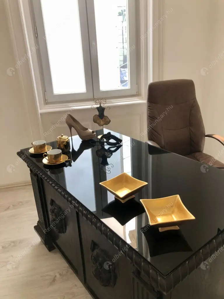 Kiadó albérlet 790000 Ft/hó áron: Budapest, VI. kerület  Andrássy út. Mérete: 110 nm, 2 szobás | Alberlet.hu - 6553731