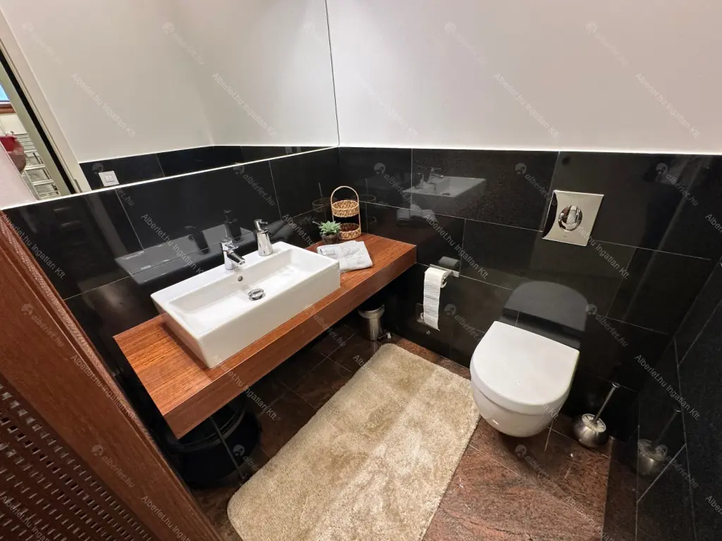 Kiadó albérlet 1160000 Ft/hó áron: Budapest, VI. kerület  Andrássy út. Mérete: 115 nm, 3 szobás | Alberlet.hu - 6701024