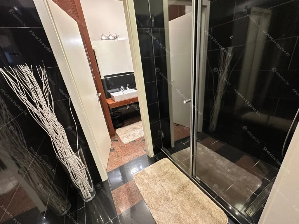 Kiadó albérlet 1160000 Ft/hó áron: Budapest, VI. kerület  Andrássy út. Mérete: 115 nm, 3 szobás | Alberlet.hu - 6701025