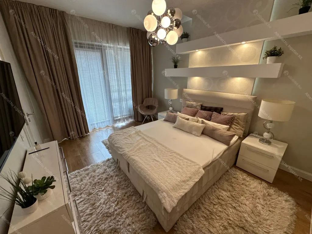 Kiadó albérlet 1160000 Ft/hó áron: Budapest, VI. kerület  Andrássy út. Mérete: 115 nm, 3 szobás | Alberlet.hu - 6701027