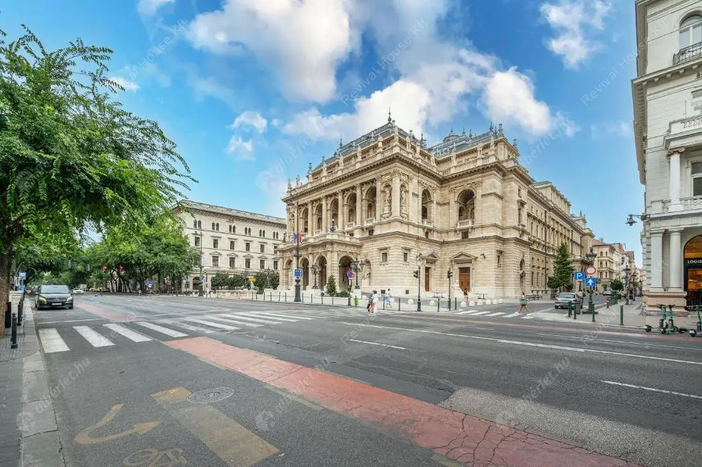 Kiadó albérlet 900000 Ft/hó áron: Budapest, VI. kerület  Andrássy út. Mérete: 128 nm, 3 szobás | Alberlet.hu - 6586675