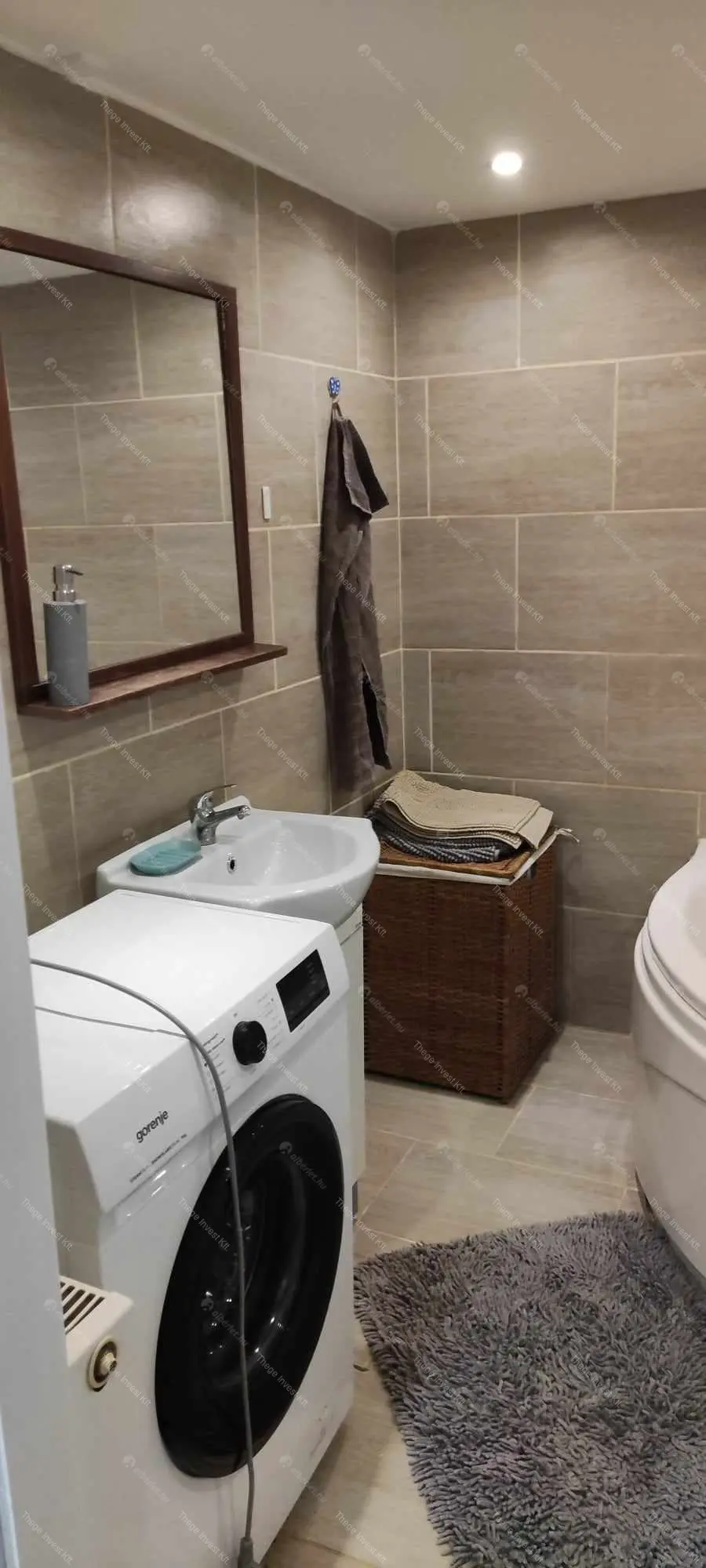 Kiadó albérlet 220000 Ft/hó áron: Budapest, VI. kerület  Andrássy út. Mérete: 27 nm, 1 szobás | Alberlet.hu - 6696989