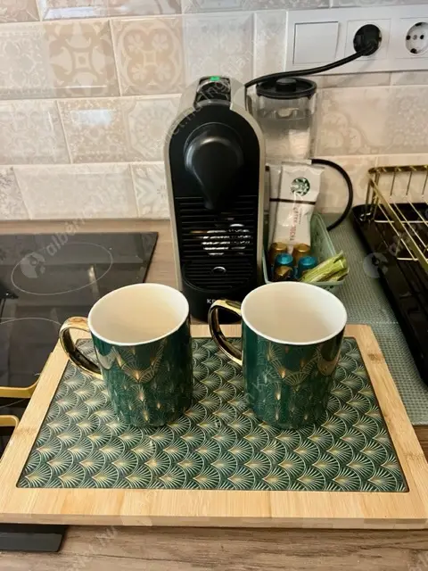 Kiadó albérlet 275000 Ft/hó áron: Budapest, VI. kerület  Andrássy út. Mérete: 40 nm, 1 szobás | Alberlet.hu - 6583021