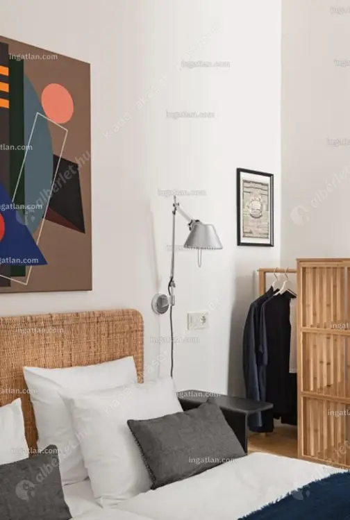 Kiadó albérlet 320000 Ft/hó áron: Budapest, VI. kerület  Andrássy út. Mérete: 40 nm, 1 szobás | Alberlet.hu - 6632382