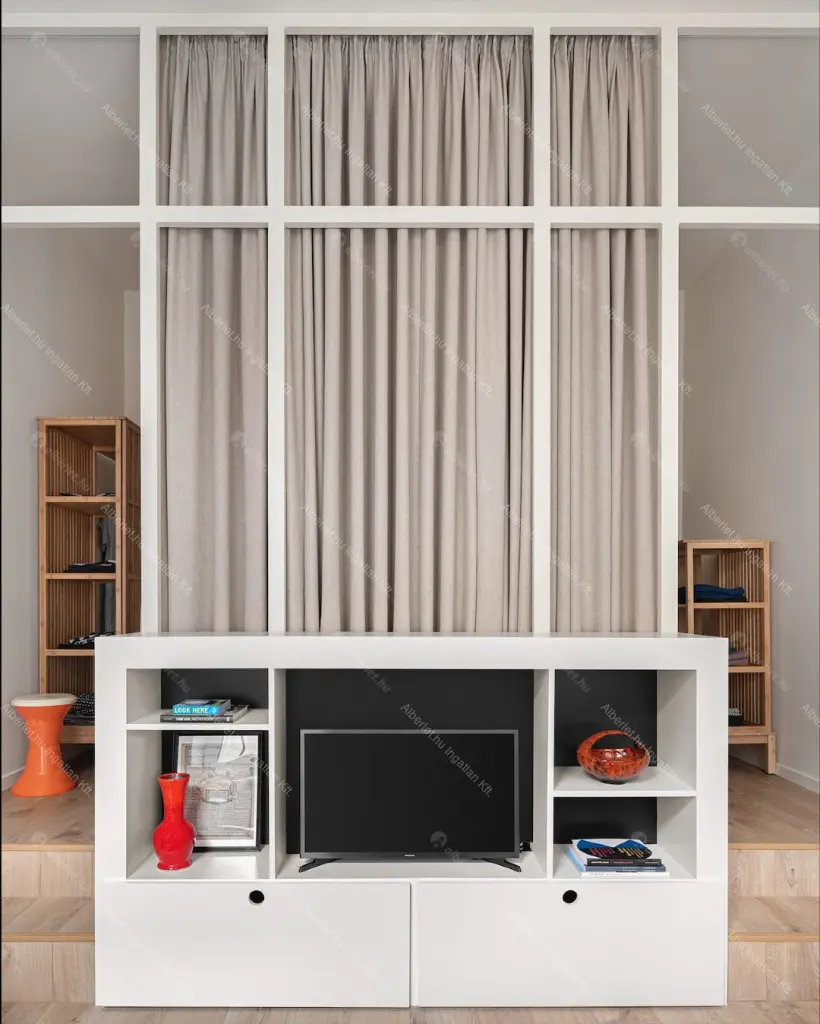 Kiadó albérlet 320000 Ft/hó áron: Budapest, VI. kerület  Andrássy út. Mérete: 41 nm, 1 szobás | Alberlet.hu - 6649633