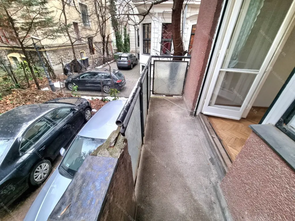 Kiadó albérlet 245000 Ft/hó áron: Budapest, VI. kerület  Andrássy út. Mérete: 45 nm, 2 szobás | Alberlet.hu - 6645327