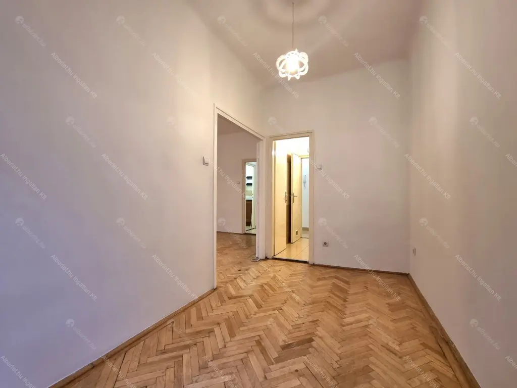 Kiadó albérlet 219000 Ft/hó áron: Budapest, VI. kerület  Andrássy út. Mérete: 45 nm, 2 szobás | Alberlet.hu - 6653007