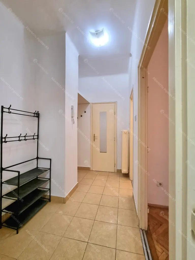 Kiadó albérlet 219000 Ft/hó áron: Budapest, VI. kerület  Andrássy út. Mérete: 45 nm, 2 szobás | Alberlet.hu - 6653012