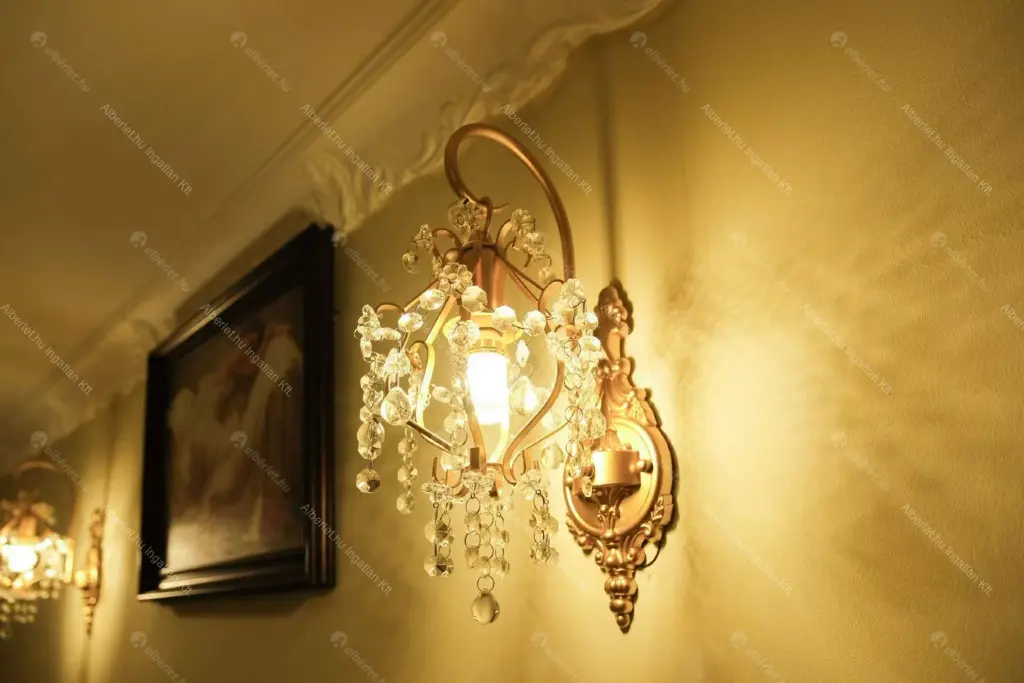 Kiadó albérlet 313000 Ft/hó áron: Budapest, VI. kerület  Andrássy út. Mérete: 49 nm, 1 szobás | Alberlet.hu - 6677641