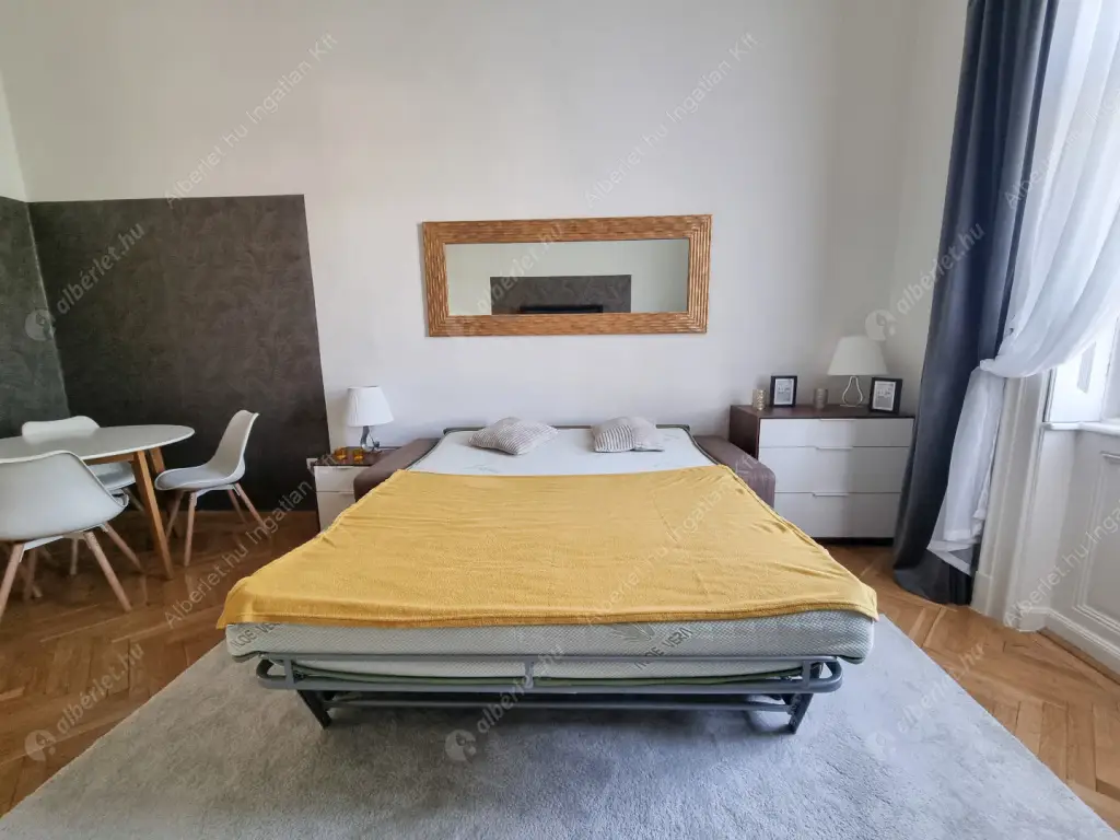 Kiadó albérlet 299000 Ft/hó áron: Budapest, VI. kerület  Andrássy út. Mérete: 57 nm, 1 szobás | Alberlet.hu - 6558461