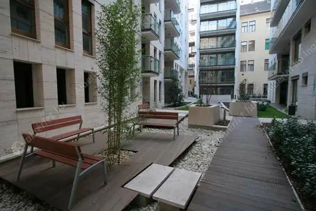 Kiadó albérlet 388000 Ft/hó áron: Budapest, VI. kerület  Andrássy út. Mérete: 57 nm, 2 szobás | Alberlet.hu - 6571603