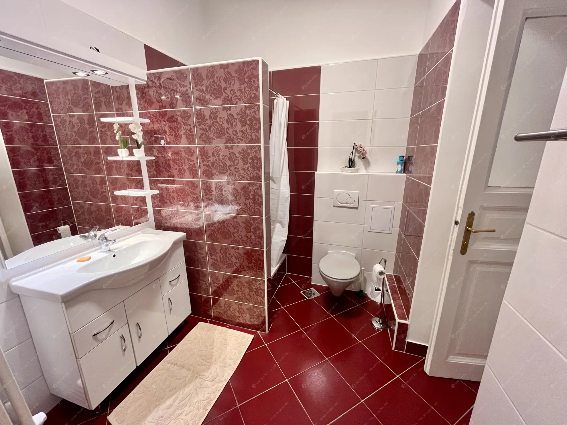 Kiadó albérlet 300000 Ft/hó áron: Budapest, VI. kerület  Andrássy út. Mérete: 64 nm, 2 szobás | Alberlet.hu - 6600266