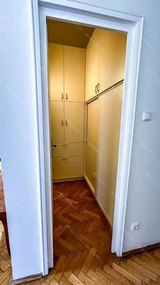 Kiadó albérlet 550000 Ft/hó áron: Budapest, VI. kerület  Andrássy út. Mérete: 65 nm, 2 szobás | Alberlet.hu - 6685973