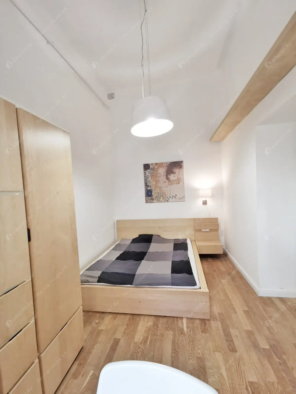 Kiadó albérlet 382000 Ft/hó áron: Budapest, VI. kerület  Andrássy út. Mérete: 66 nm, 3 szobás | Alberlet.hu - 6639689