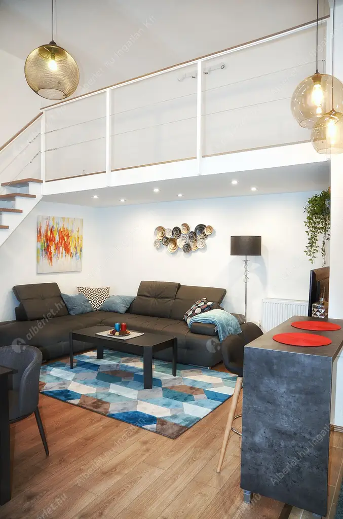 Kiadó albérlet 380000 Ft/hó áron: Budapest, VI. kerület  Andrássy út. Mérete: 70 nm, 2 szobás | Alberlet.hu - 6519757