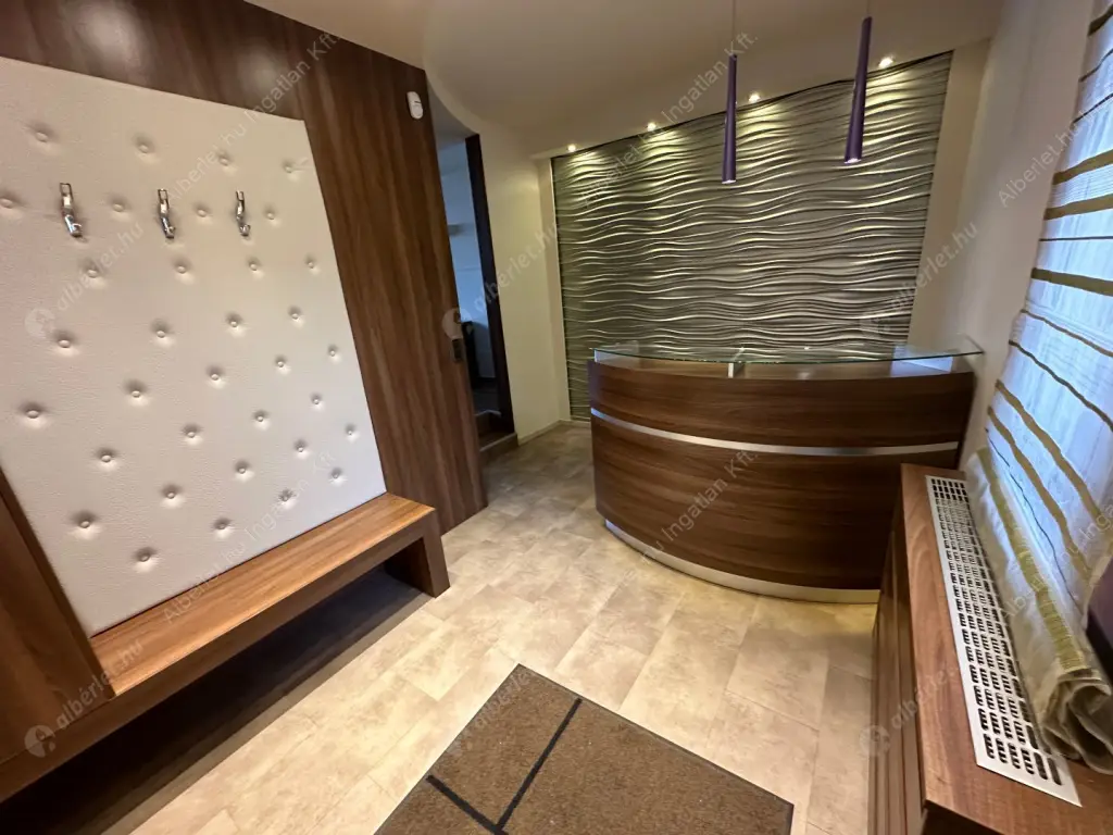 Kiadó albérlet 360000 Ft/hó áron: Budapest, VI. kerület  Andrássy út. Mérete: 75 nm, 3 szobás | Alberlet.hu - 6518593